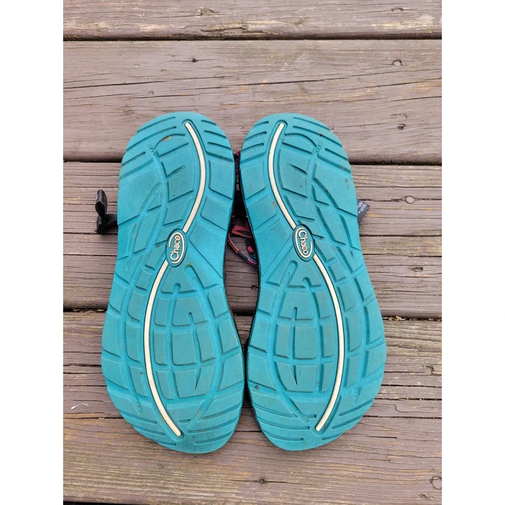 Chaco ZX/2 Cloud Sandals Multicolor Geometric Strappy Toe Loop Size 9